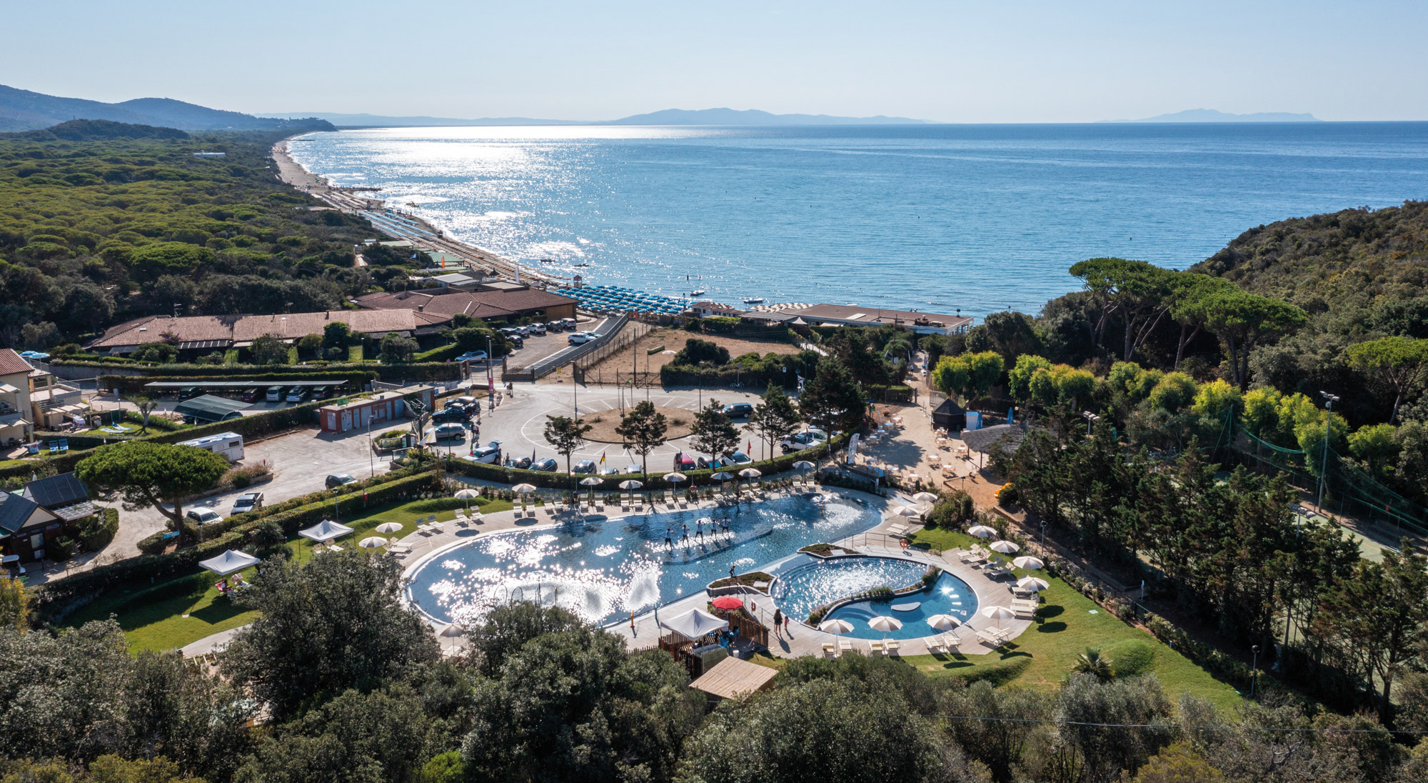 background image Comfort and nature, </br>together for the first time