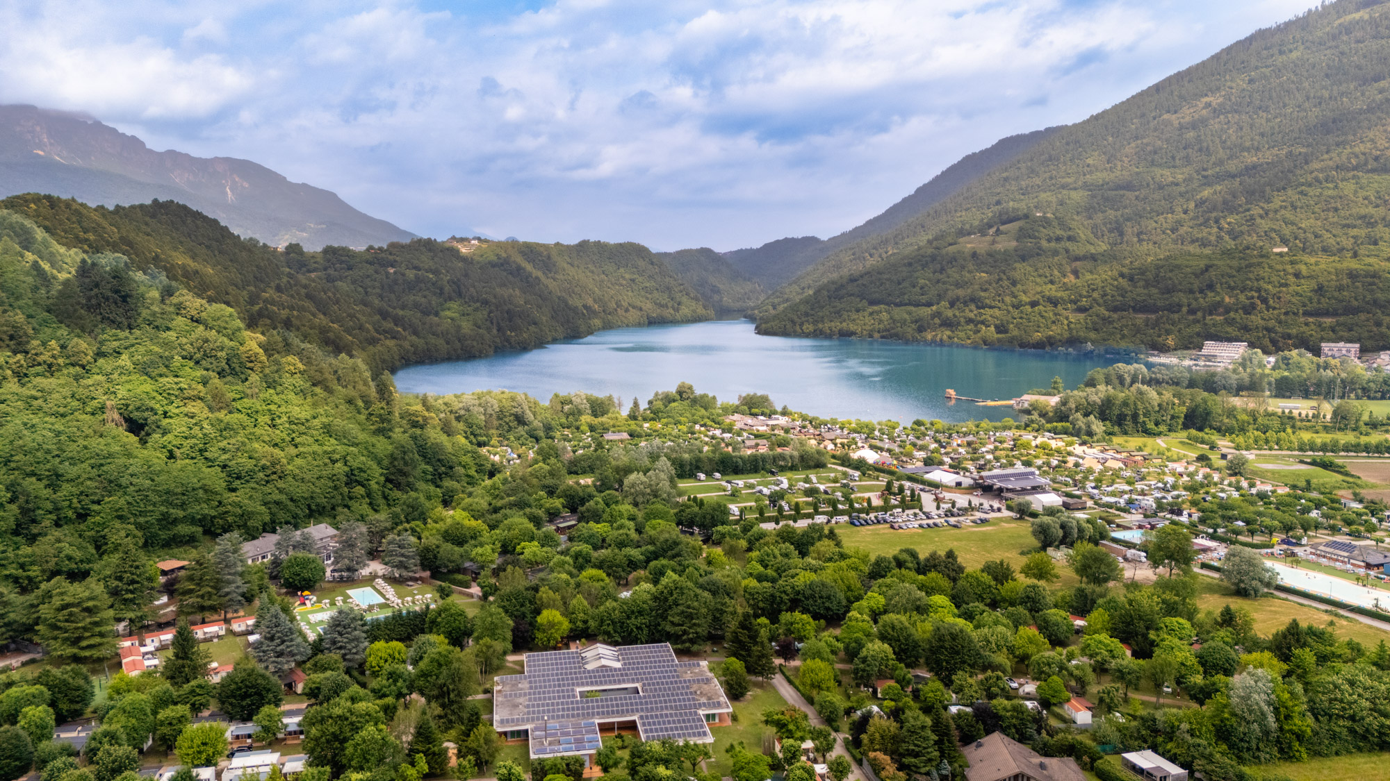 Alle informatie die je nodig hebt over de Due Laghi Levico Family Collection