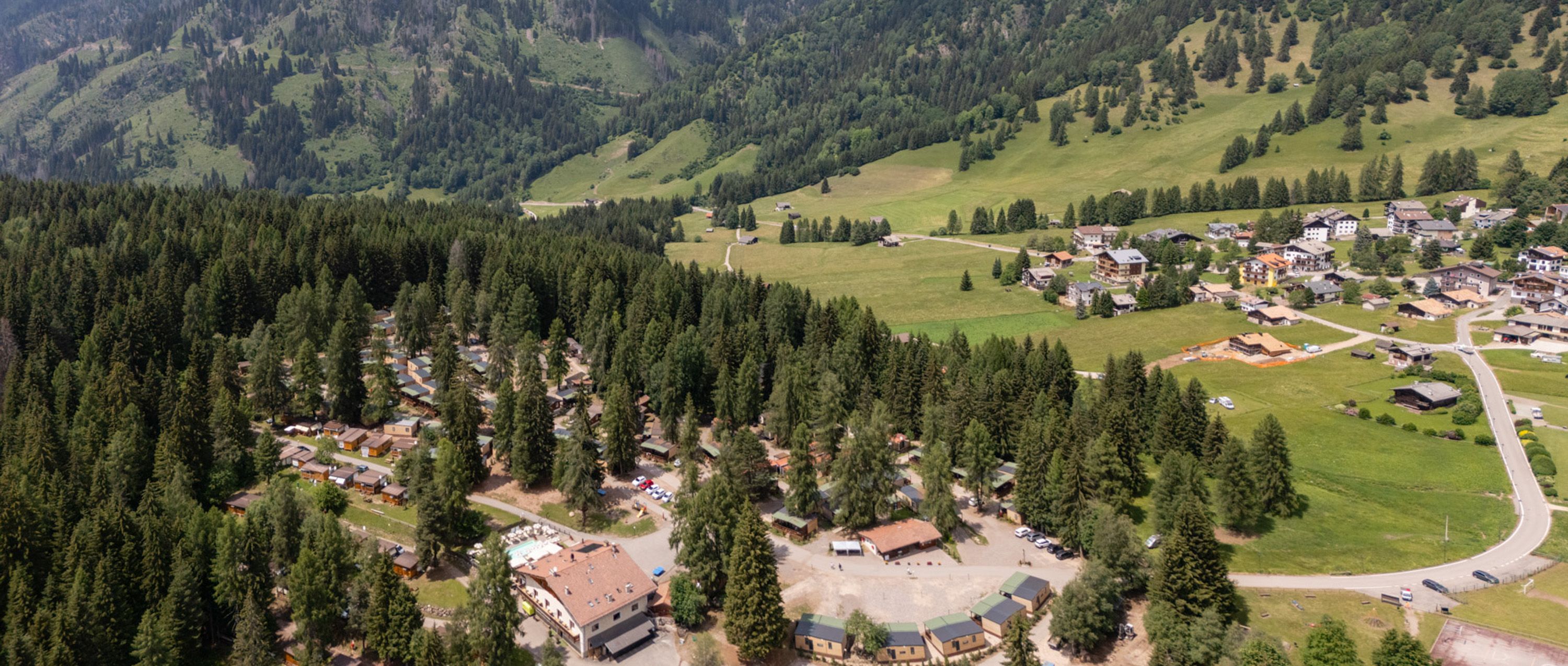 background image Val di Fiemme Easy Camping Village