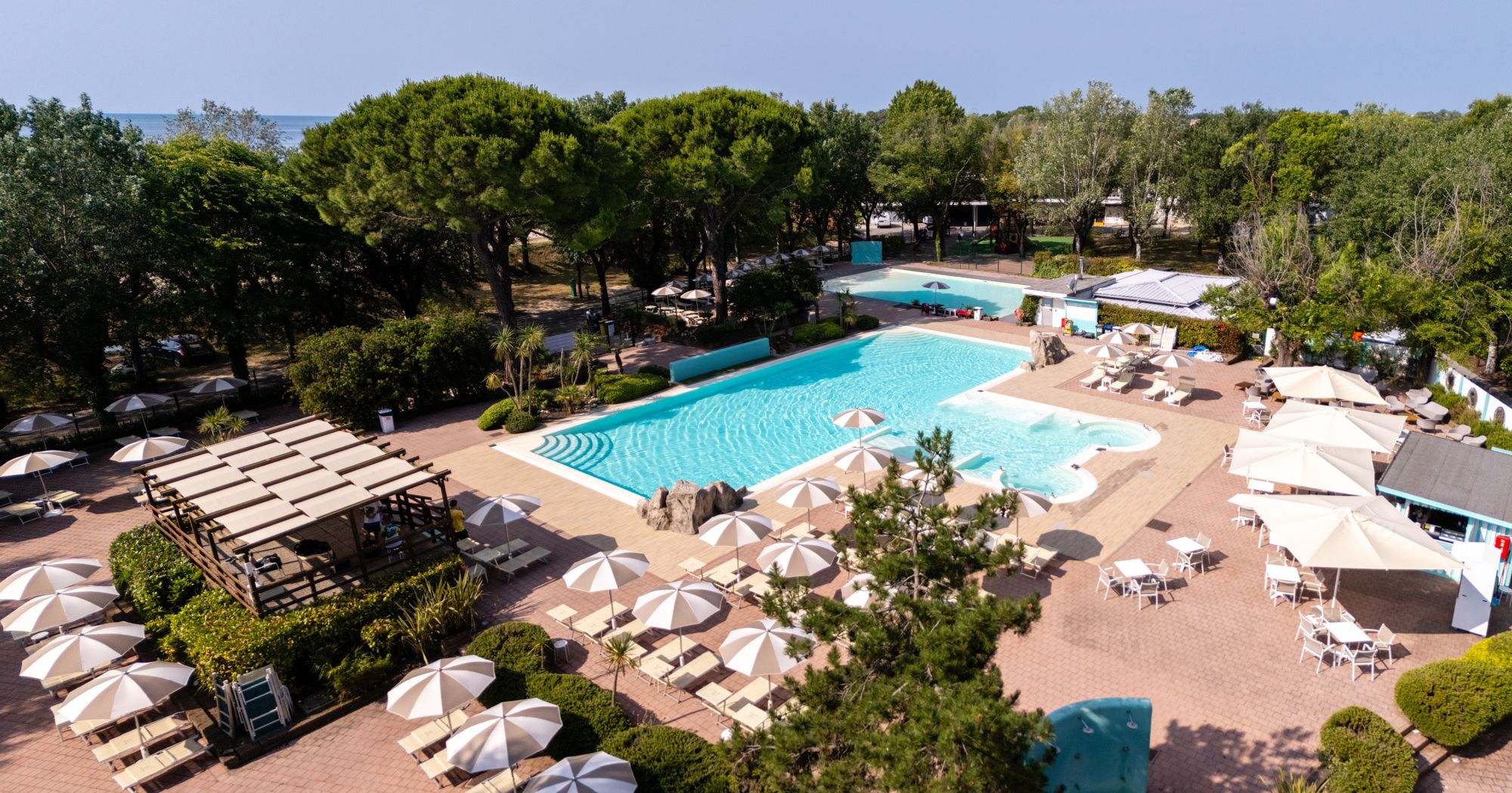 background image Meer dan een zwembad, een ervaring van pure vreugde