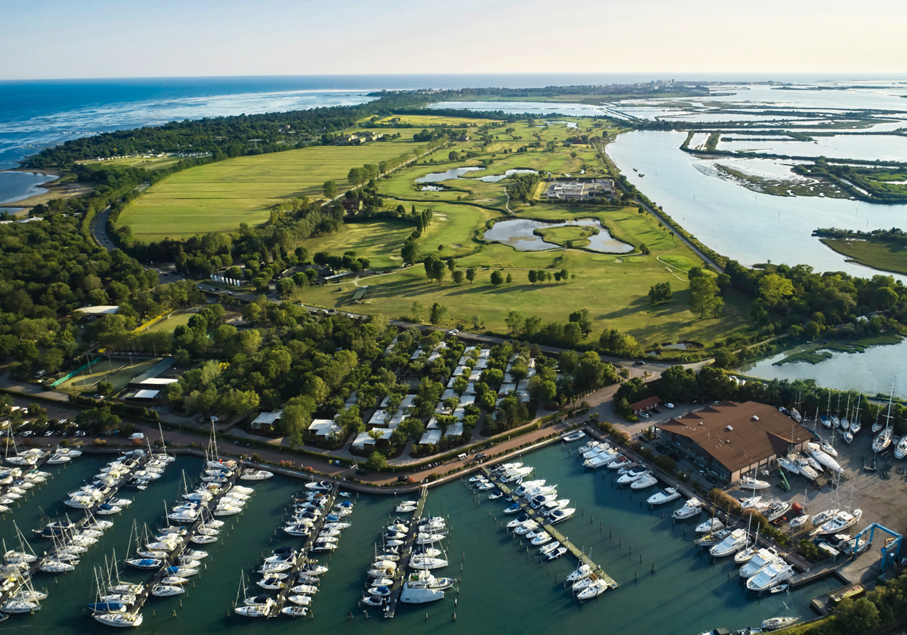 background image Tenuta Primero Grado Family Resort